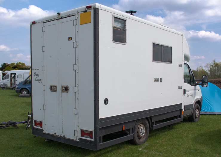 large-white-luton-van